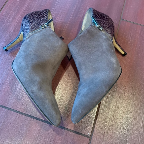 MICHAEL Michael Kors Clara ankle bootie - Picture 5 of 7